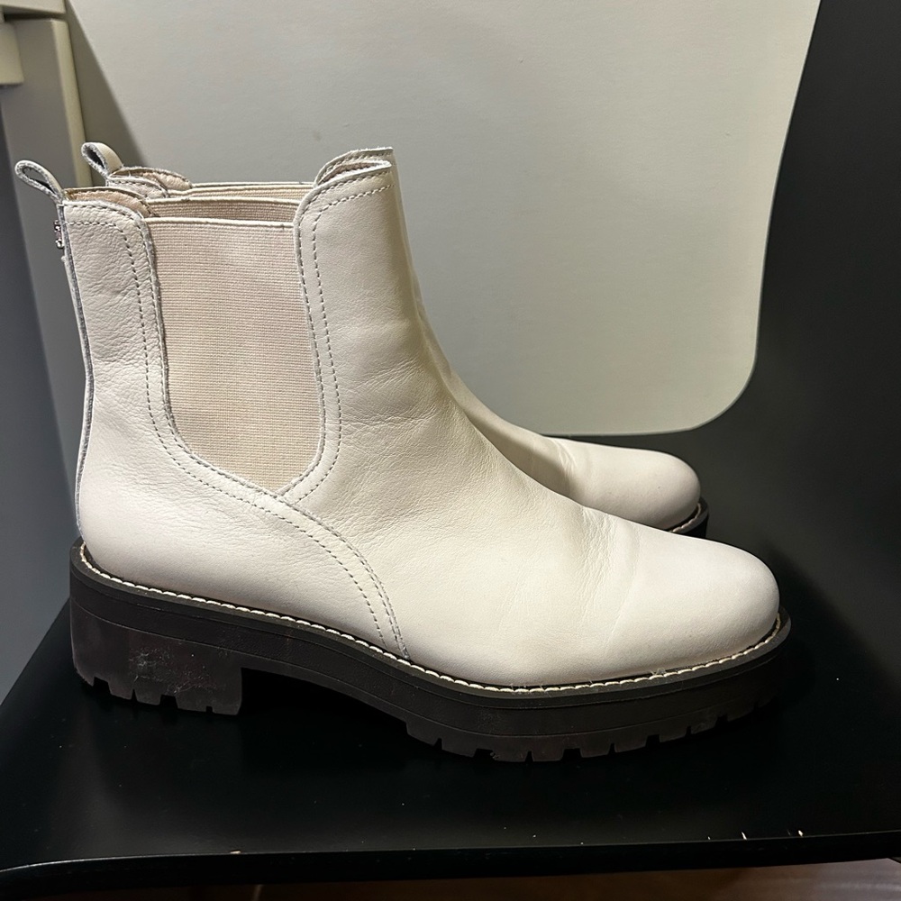 Women’s Sam Edelman Leather Chelsea Boot
